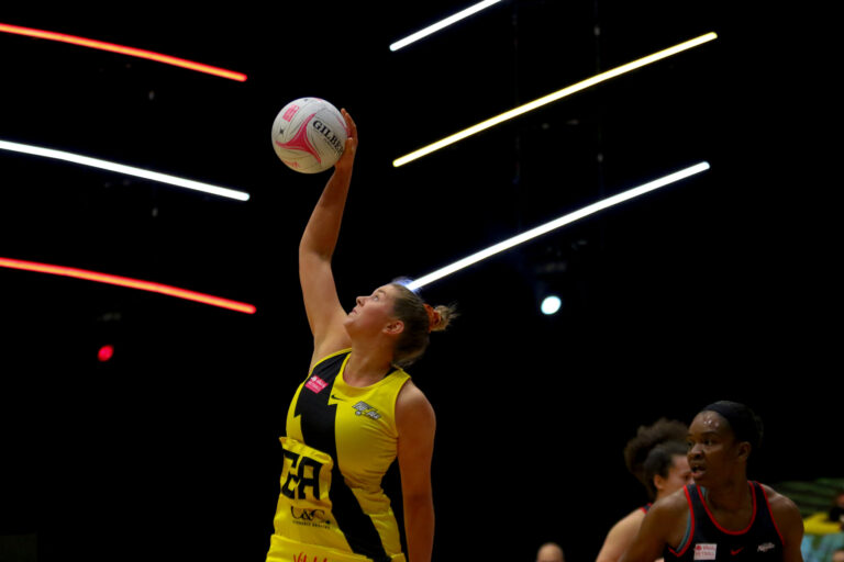 Action shot during the Vitality Super League match between Saracens Mavericks and Manchester Thunder at Studio 001, Wakefield, England on 5th April 2021.