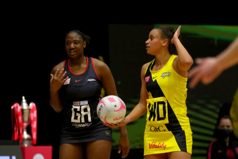 Action shotduring the Vitality Super League match between Saracens Mavericks and Manchester Thunder at Studio 001, Wakefield, England on 5th April 2021.