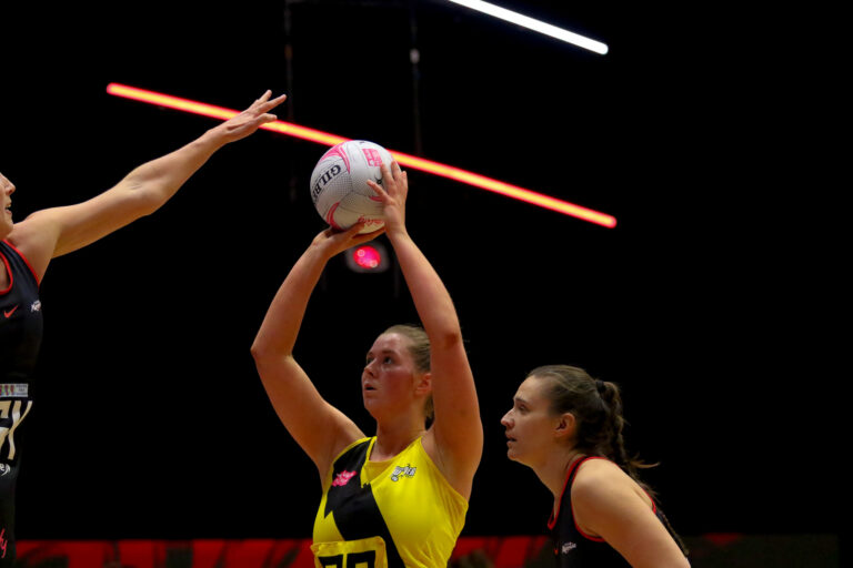 Action shot during the Vitality Super League match between Saracens Mavericks and Manchester Thunder at Studio 001, Wakefield, England on 5th April 2021.